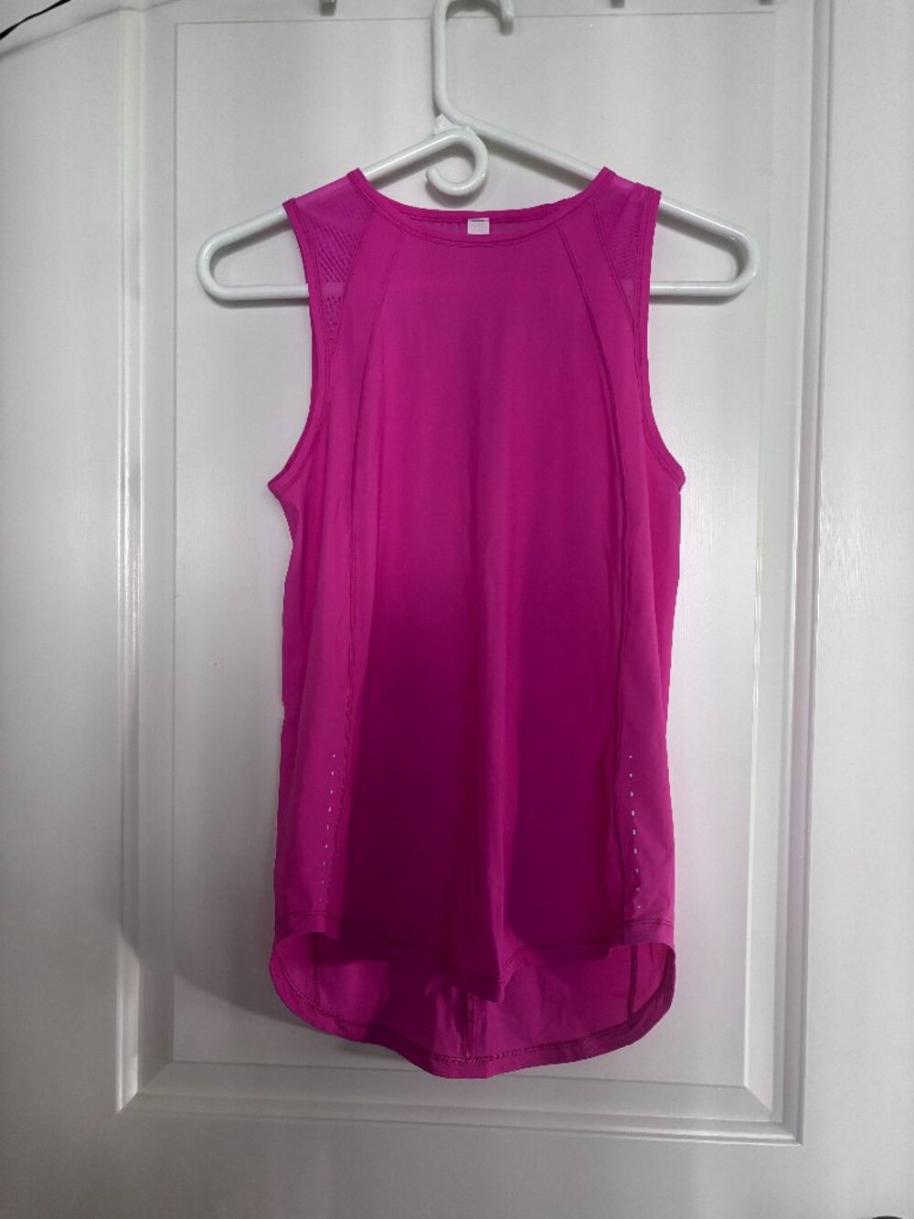 Pre-worn MINT Lululemon Women's Size 2 Pink Tank Top
